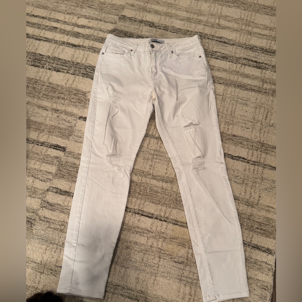 Just Black Women's distressed Skinny Jeans - White like new, worn once